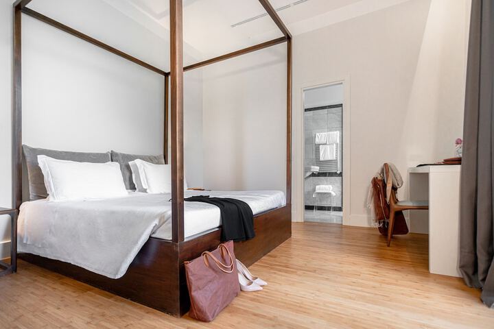 Room 21 of 79