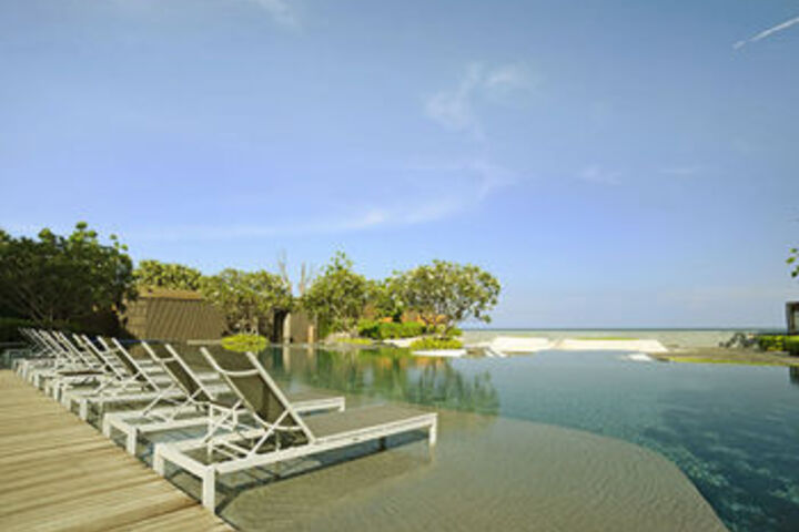 Baan San Ngam by Favstay