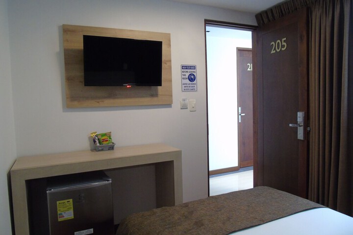 Room 42 of 88