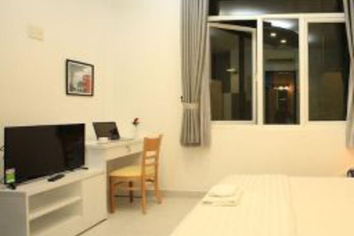 Photo 3