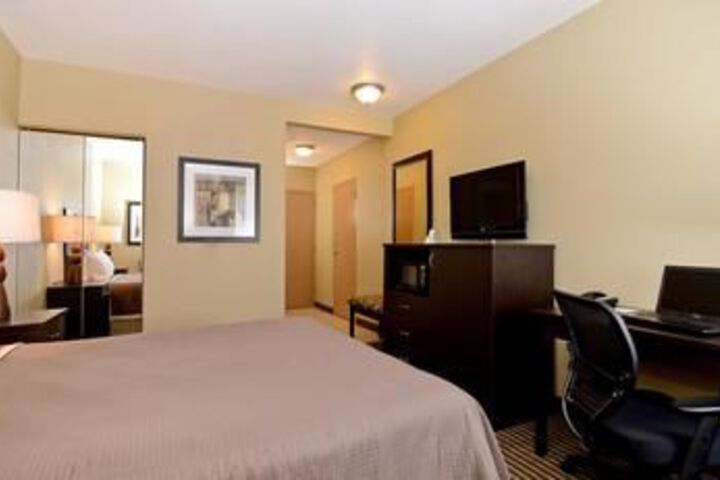 Room 28 of 75