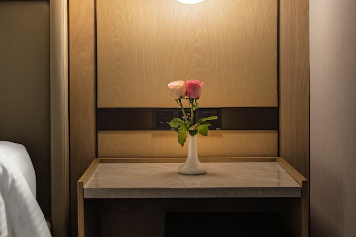 Room 35 of 86