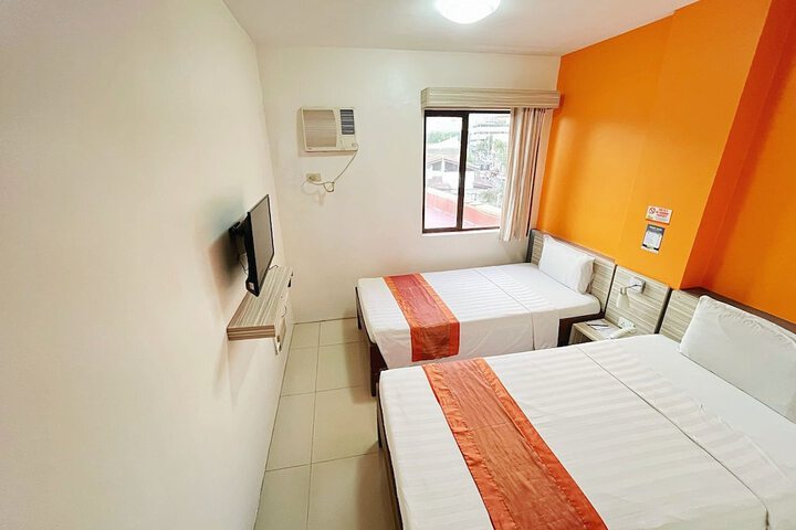 Room 16 of 39