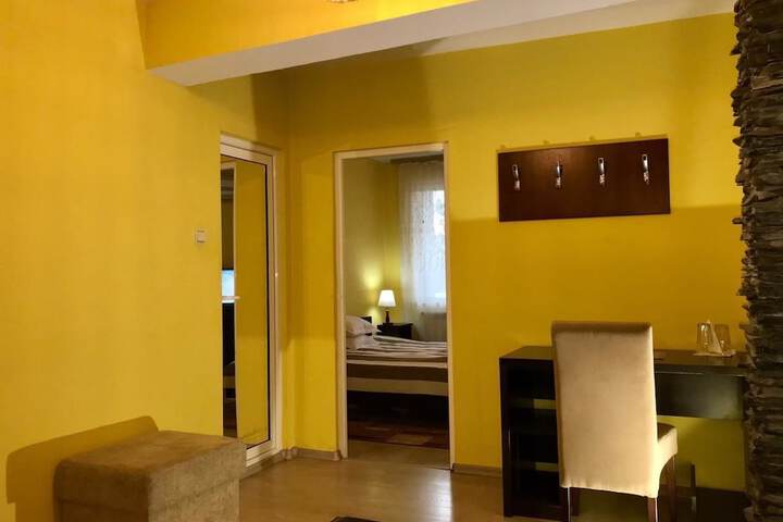 Room 13 of 24