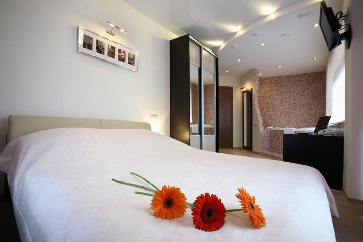 Room 20 of 37