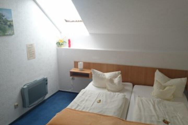 Room 9 of 53