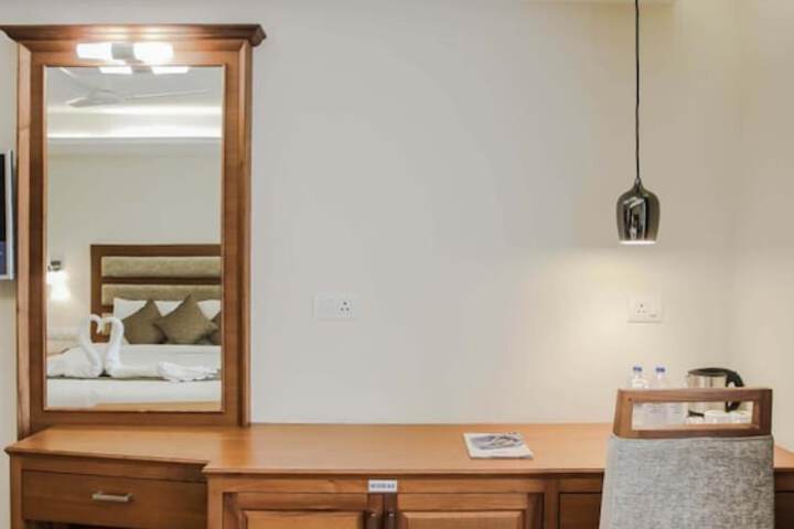 Room 13 of 46