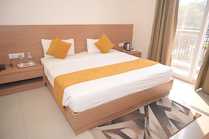 Room 18 of 35