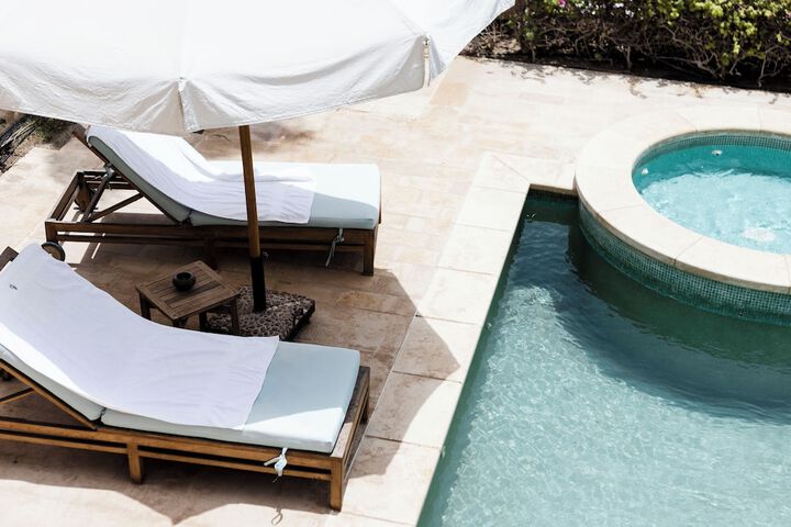 Pool 34 of 115