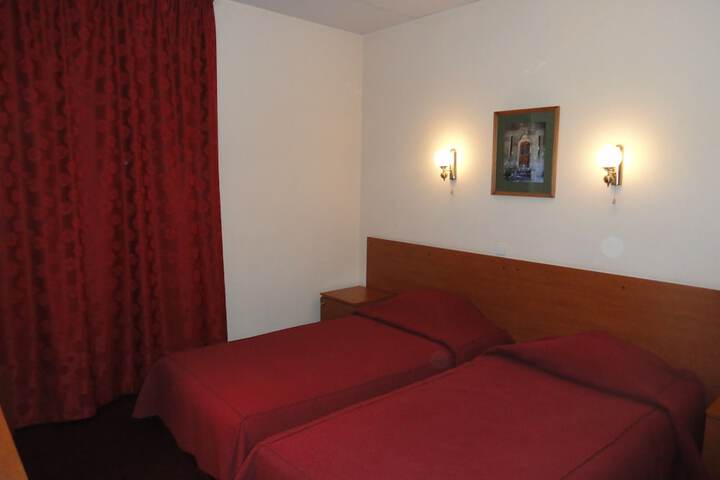 Room 14 of 64