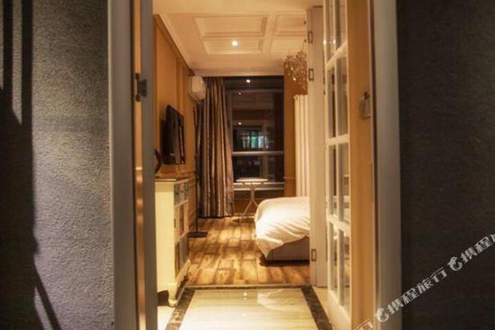 Lanzhou Pandora Art Hotel