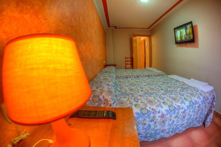 Room 21 of 21