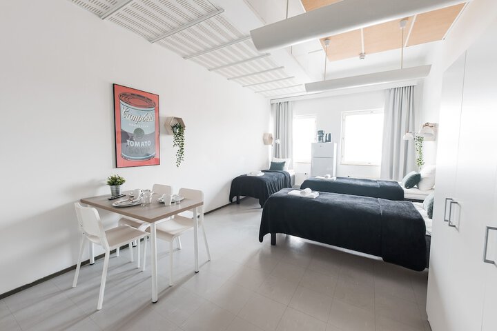 Room 15 of 31