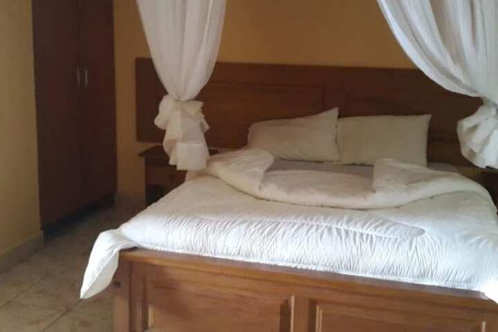 Room 3 of 11