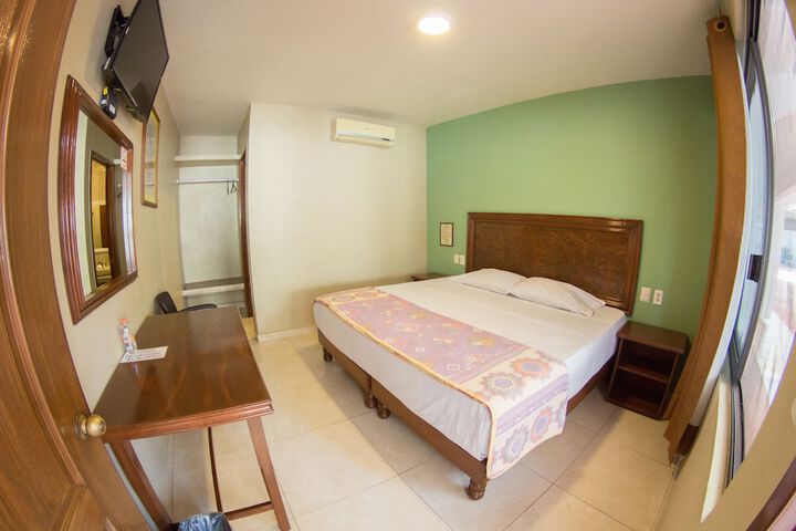 Room 16 of 45