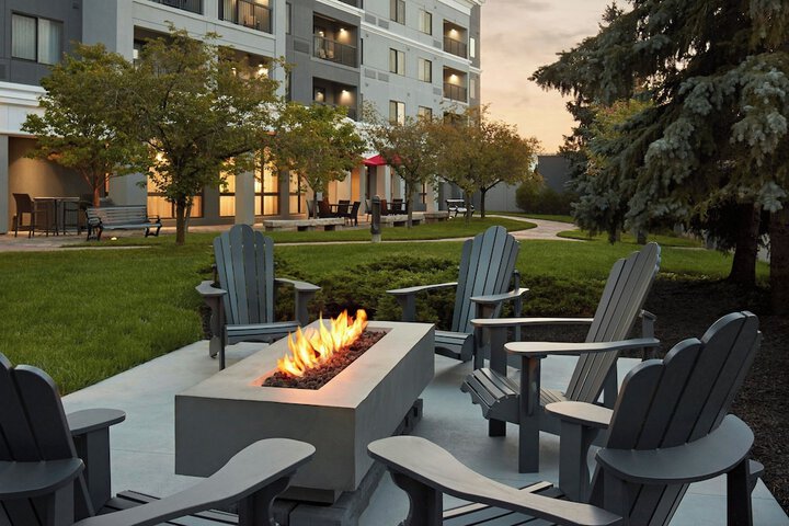 Terrace/Patio 24 of 25