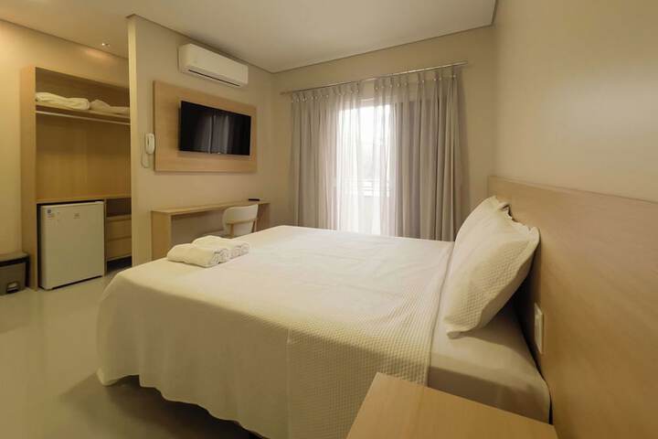 Room 3 of 50