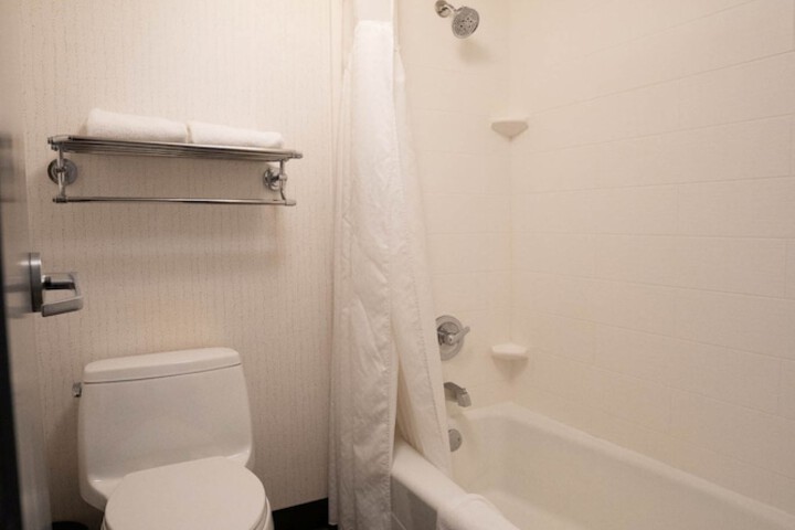 Room 42 of 126