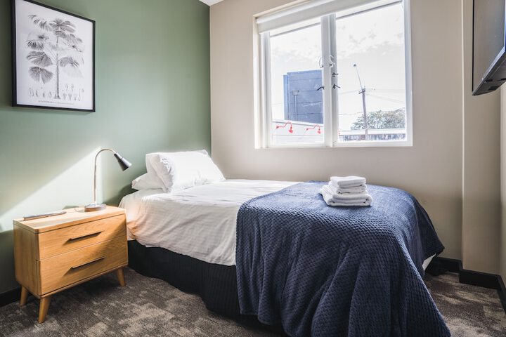 Room 6 of 24