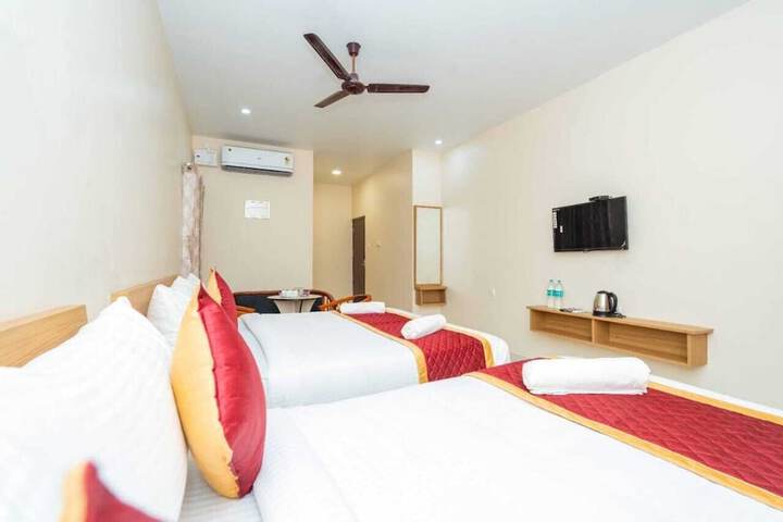Room 2 of 14