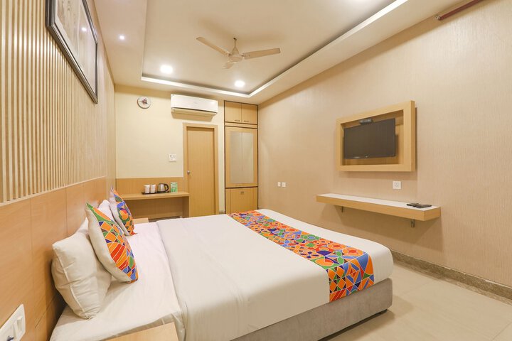 Room 18 of 45