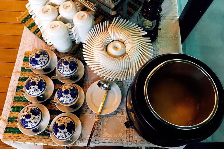 Breakfast/Coffee Service 34 of 54