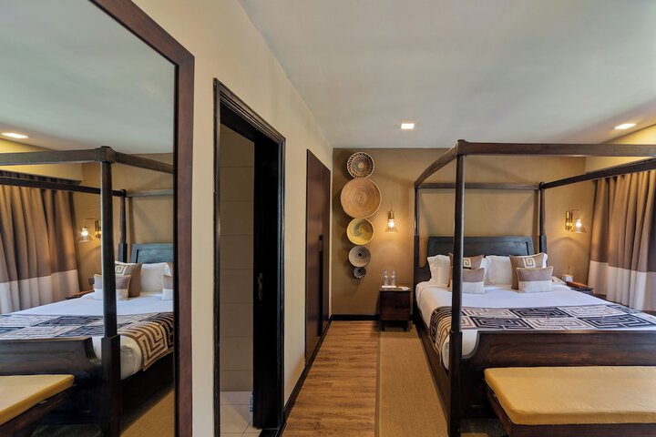 Room 38 of 173