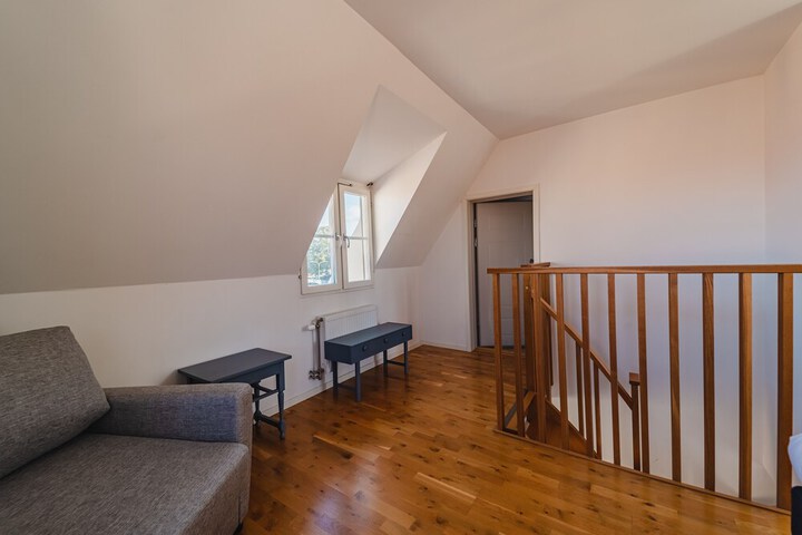 Room 5 of 31
