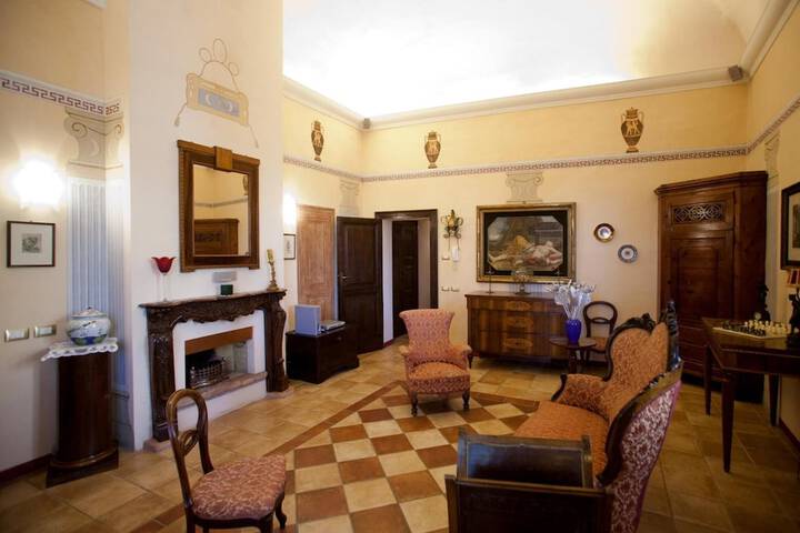Room 30 of 67