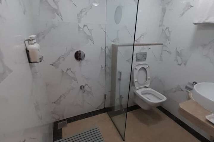 Clean Restrooms