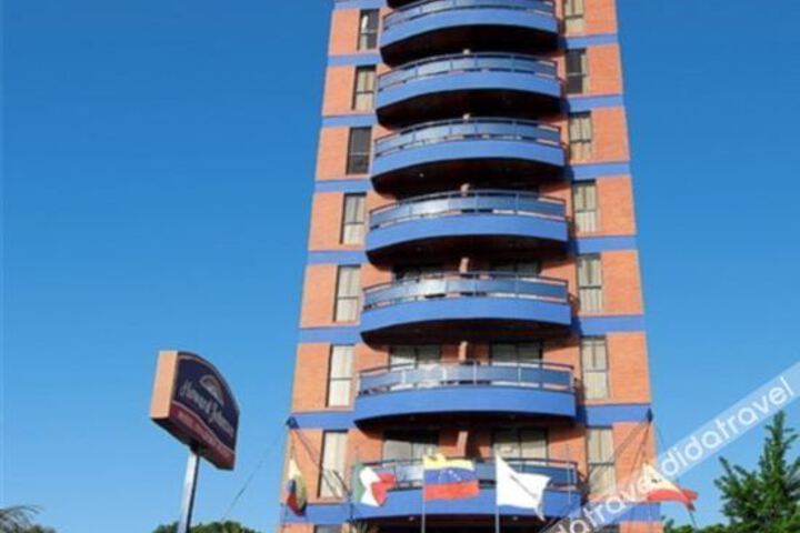 Howard Johnson Tinajeros