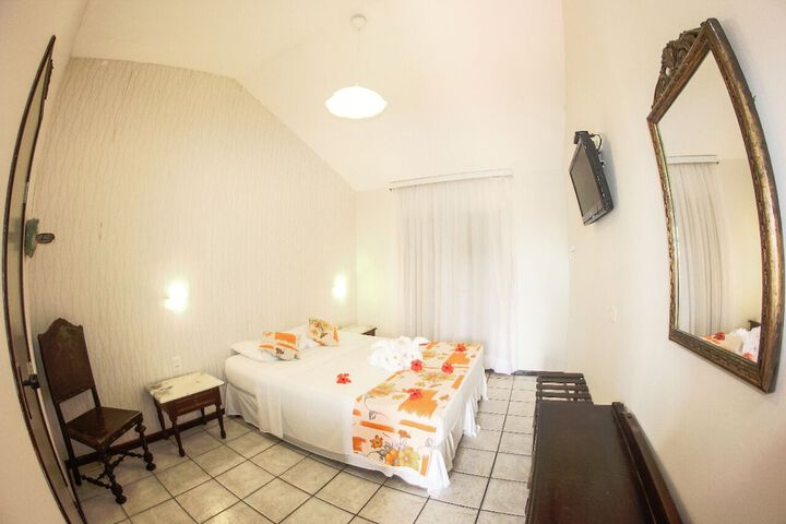 Room 5 of 40