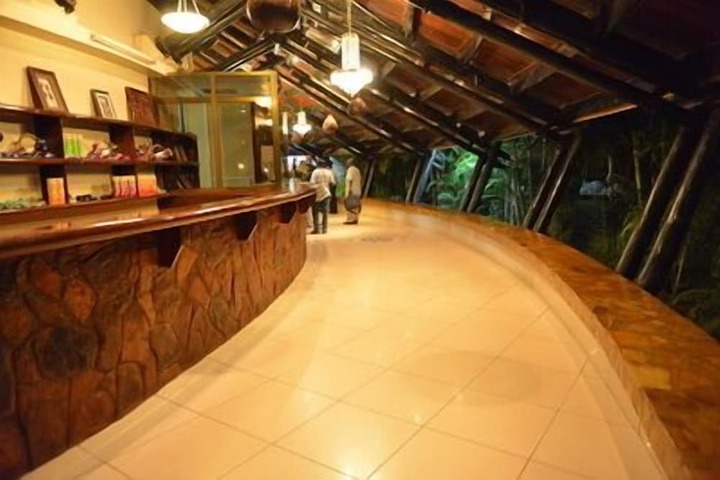 Hotel Interior 4 of 49