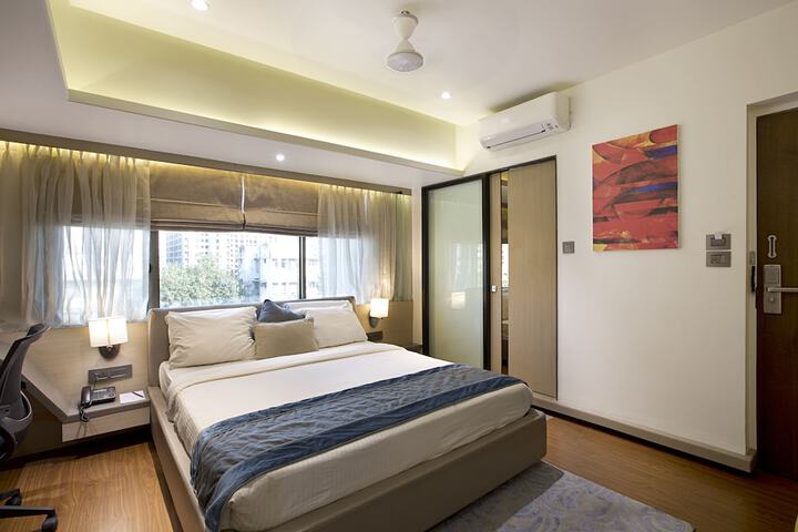 Room 37 of 70