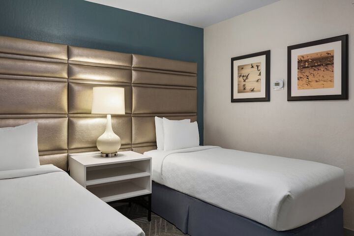 Room 11 of 35