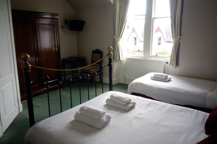 Room 20 of 47