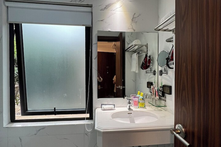 Room 20 of 23