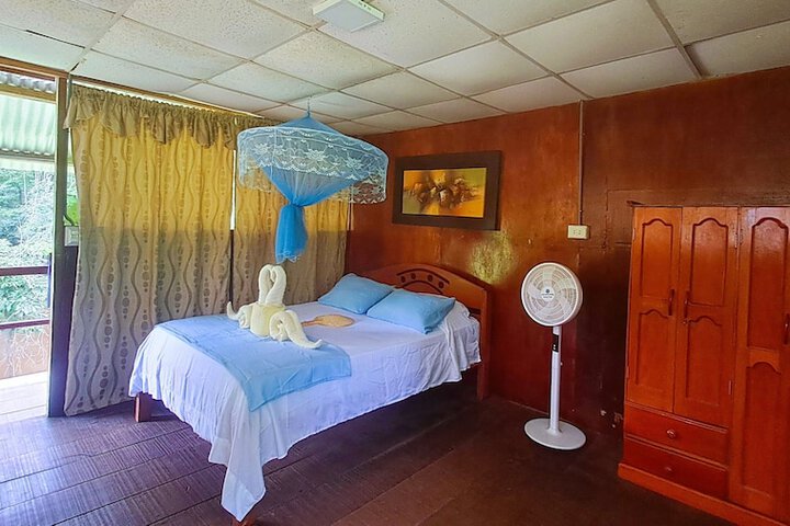 Room 22 of 127