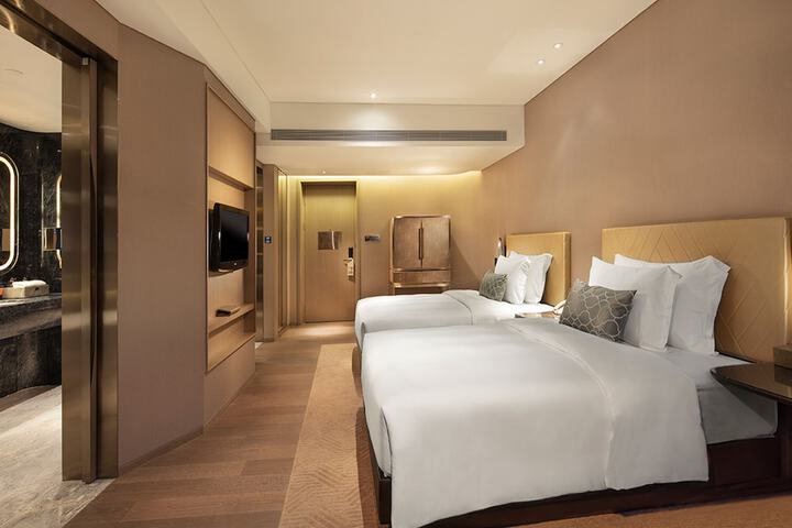 Room 14 of 56