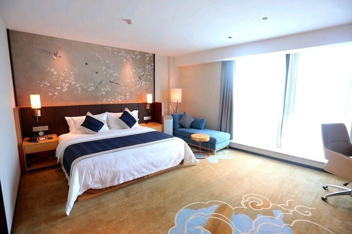Room 29 of 73