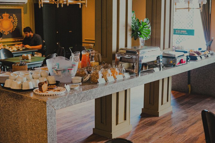 Breakfast/Coffee Service 26 of 30