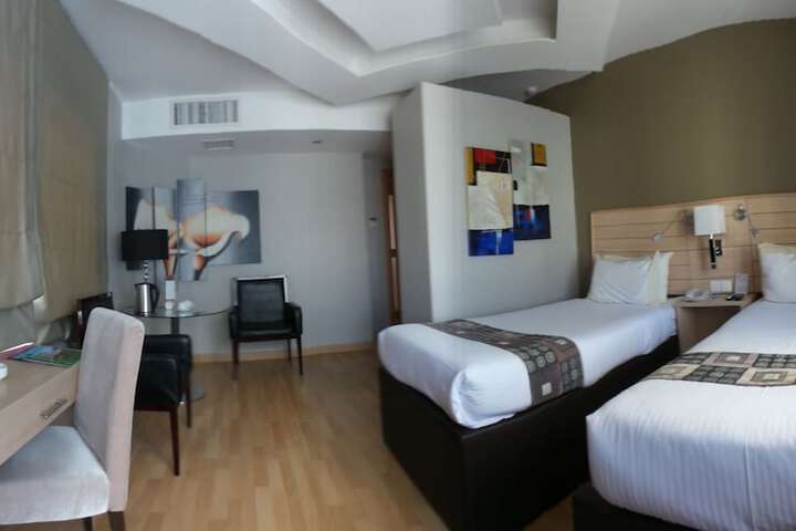 Room 13 of 49