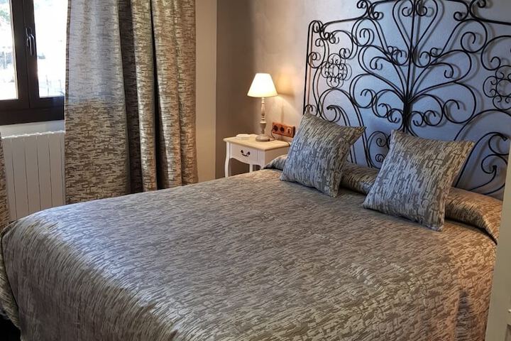 Room 49 of 183