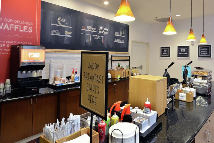 Breakfast area