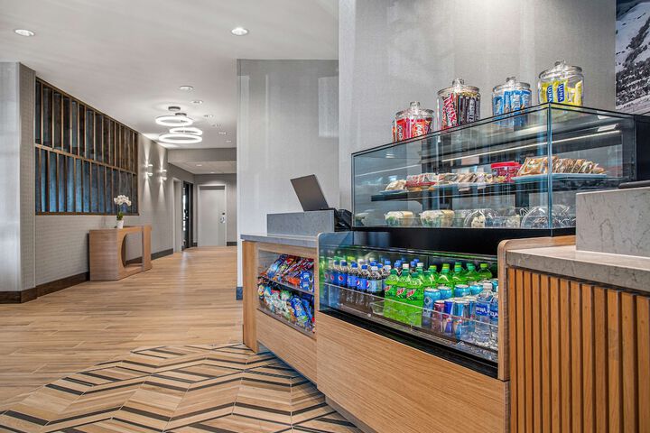 Hotel Interior 6 of 72