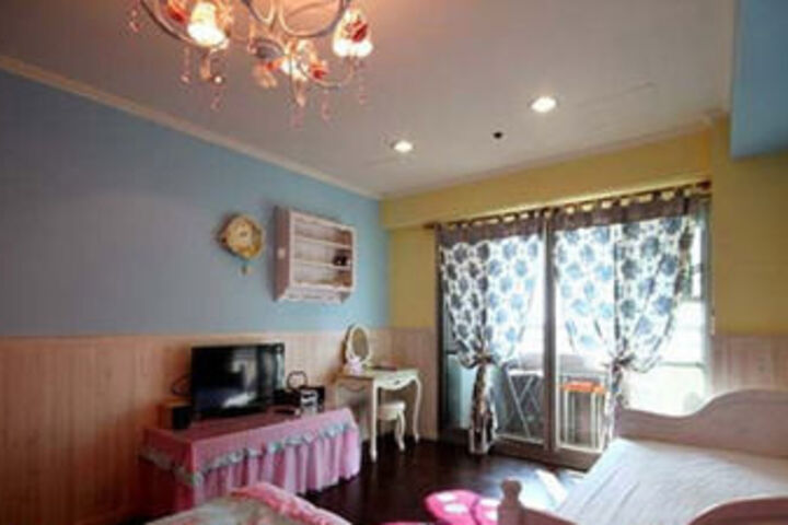 Room 22 of 27