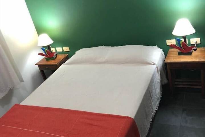 Room 6 of 27