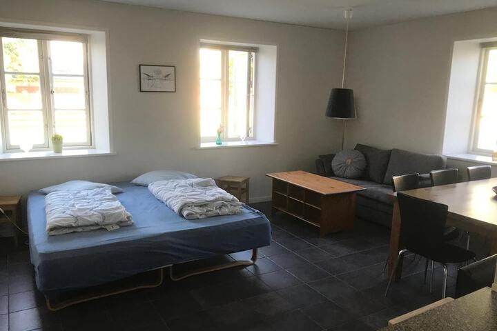 Room 7 of 96