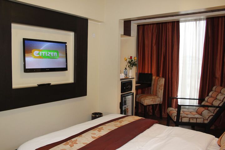 Room 16 of 131