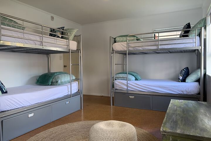 Room 6 of 44